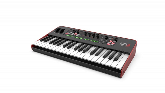 UNO-SYNTHPRO Синтезатор, 37 клавиш, IK Multimedia