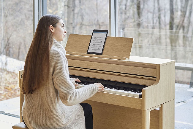 Новая серия цифровых пианино ROLAND HP700